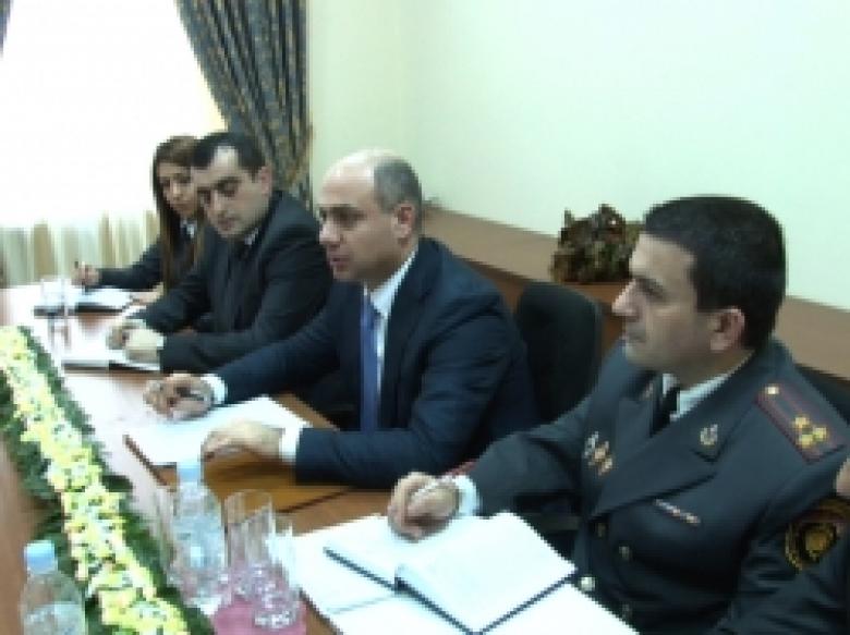 Ամփոփվեցին բնակչության պետական ռեգիստրում մշակվող տեղեկությունների հավաստիության և լրիվության ապահովման ուղղությամբ իրականացված աշխատանքները Ամփոփվեցին բնակչության պետական ռեգիստրում մշակվող տեղեկությունների հավաստիության և լրիվության ապահովման ուղղությամբ իրականացված աշխատանքները