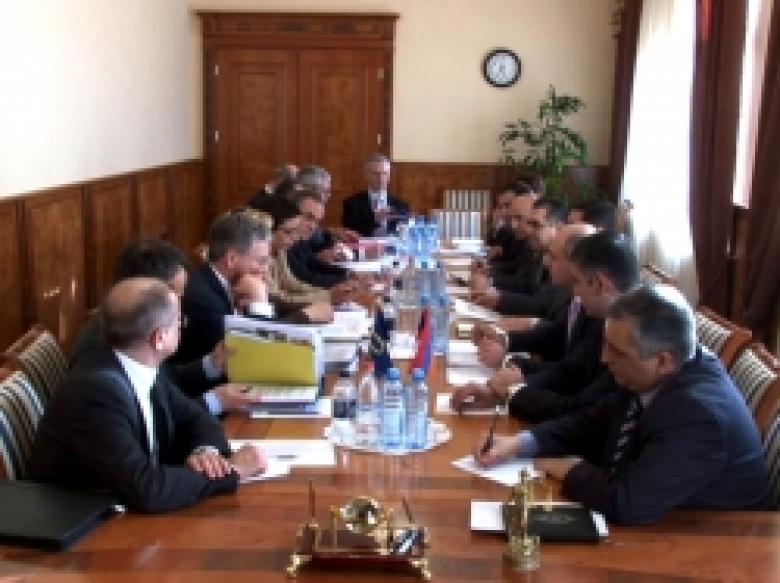 Հանդիպում ԵԽ նախարարների կոմիտեի ժողովրդավարության հարցերով զեկուցողների խմբի պատվիրակության հետ Հանդիպում ԵԽ նախարարների կոմիտեի ժողովրդավարության հարցերով զեկուցողների խմբի պատվիրակության հետ