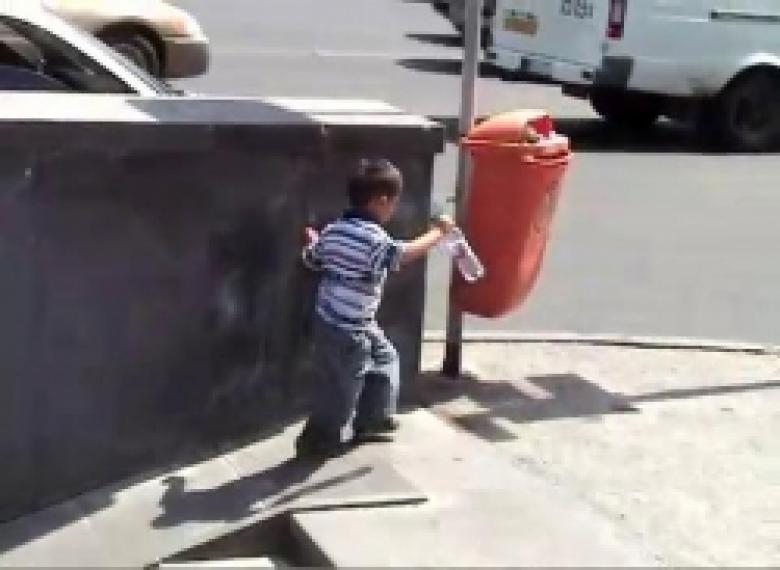 Մուրացիկ երեխաներ. փոքրիկ ողբերգություններ և մեծ հիմնահարցեր (ՏԵՍԱՆՅՈՒԹ) Մուրացիկ երեխաներ. փոքրիկ ողբերգություններ և մեծ հիմնահարցեր (ՏԵՍԱՆՅՈՒԹ)