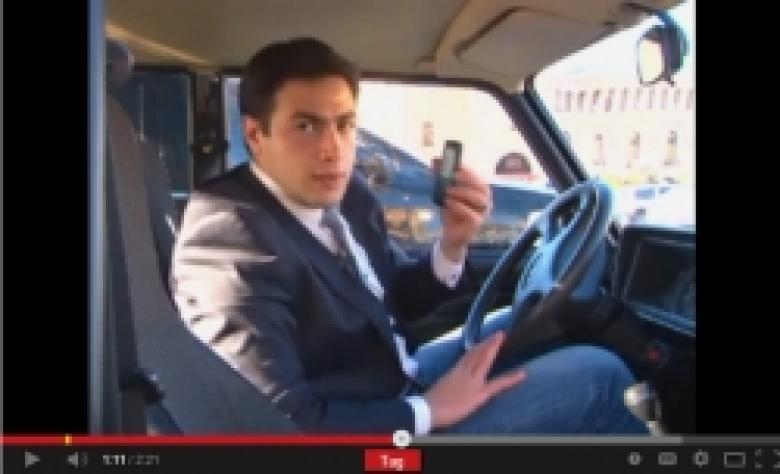 Police of the Republic of Armenia urge not to use mobile phones behind the wheel and when crossing a  street (VIDEO)