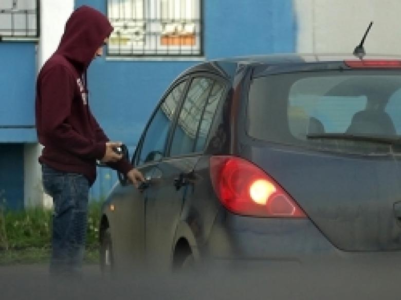 Ավտոմեքենան առևանգած և վթարի ենթարկած 14-ամյա պատանու նպատակը «մի քիչ քշել»-ն էր (ՏԵՍԱՆՅՈՒԹ) Ավտոմեքենան առևանգած և վթարի ենթարկած 14-ամյա պատանու նպատակը «մի քիչ քշել»-ն էր (ՏԵՍԱՆՅՈՒԹ)