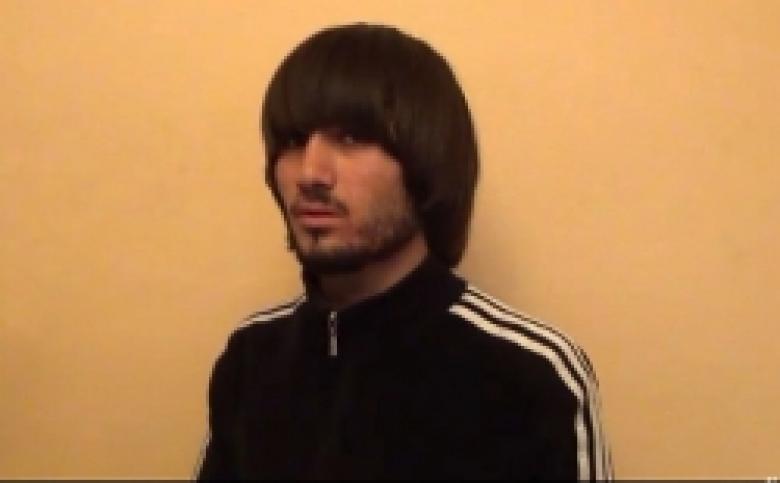 Երկարամազ որոնվողը ավազակությունից հետո շտապել էր զվարճանալու (ՏԵՍԱՆՅՈՒԹ) Երկարամազ որոնվողը ավազակությունից հետո շտապել էր զվարճանալու (ՏԵՍԱՆՅՈՒԹ)