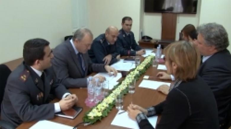 Զինված ուժերի ժողովրդավարական վերահսկողության Ժնևի կենտրոնի պատվիրակությունը` ՀՀ ոստիկանությունում (ՏԵՍԱՆՅՈՒԹ) Զինված ուժերի ժողովրդավարական վերահսկողության Ժնևի կենտրոնի պատվիրակությունը` ՀՀ ոստիկանությունում (ՏԵՍԱՆՅՈՒԹ)