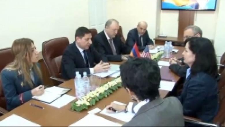 Վրաստանում ԱՄՆ իրավական հարցերով կցորդի գրասենյակի պատվիրակությունը՝ ՀՀ ոստիկանությունում (ՏԵՍԱՆՅՈՒԹ) Վրաստանում ԱՄՆ իրավական հարցերով կցորդի գրասենյակի պատվիրակությունը՝ ՀՀ ոստիկանությունում (ՏԵՍԱՆՅՈՒԹ)