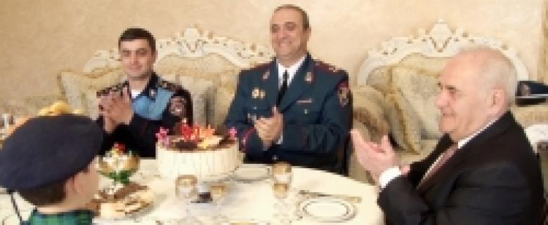 97-ԱՄՅԱ ԾԱՌԱՅՈՒԹՅՈՒՆ ՕՐԵՆՔԻՆ ՈՒ ՀԱՍԱՐԱԿՈՒԹՅԱՆԸ (տեսանյութ) 97-ԱՄՅԱ ԾԱՌԱՅՈՒԹՅՈՒՆ ՕՐԵՆՔԻՆ ՈՒ ՀԱՍԱՐԱԿՈՒԹՅԱՆԸ (տեսանյութ)