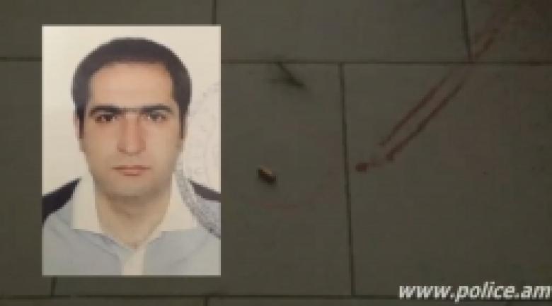 В Ереване мужчина застрелил жену и покончил жизнь самоубийством (ДОПОЛНЕНО) В Ереване мужчина застрелил жену и покончил жизнь самоубийством (ДОПОЛНЕНО)