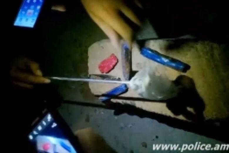 Քրեակատարողական հիմնարկ բերված տուֆ քարի մեջ թմրամիջոց է հայտնաբերվել (ՏԵՍԱՆՅՈՒԹ) Քրեակատարողական հիմնարկ բերված տուֆ քարի մեջ թմրամիջոց է հայտնաբերվել (ՏԵՍԱՆՅՈՒԹ)