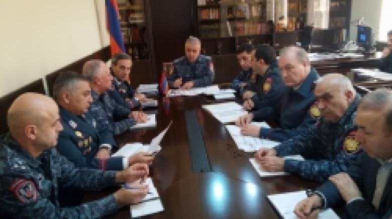 ՀՀ Սահմանադրության փոփոխությունների հանրաքվեի նախապատրաստման և անցկացման օպերատիվ շտաբի հերթական նիստը (ՏԵՍԱՆՅՈՒԹ) ՀՀ Սահմանադրության փոփոխությունների հանրաքվեի նախապատրաստման և անցկացման օպերատիվ շտաբի հերթական նիստը (ՏԵՍԱՆՅՈՒԹ)