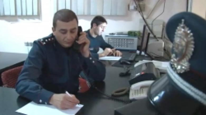 Տանիքից չէր ընկել, դանակահարել էր քույրը (ՏԵՍԱՆՅՈՒԹ) Տանիքից չէր ընկել, դանակահարել էր քույրը (ՏԵՍԱՆՅՈՒԹ)