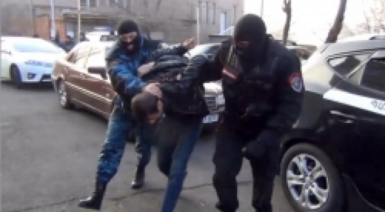 Սպանություն և ավազակային հարձակում կատարելու կասկածանքով ձերբակալվածները խոստովանեցին (ՏԵՍԱՆՅՈՒԹ) Սպանություն և ավազակային հարձակում կատարելու կասկածանքով ձերբակալվածները խոստովանեցին (ՏԵՍԱՆՅՈՒԹ)