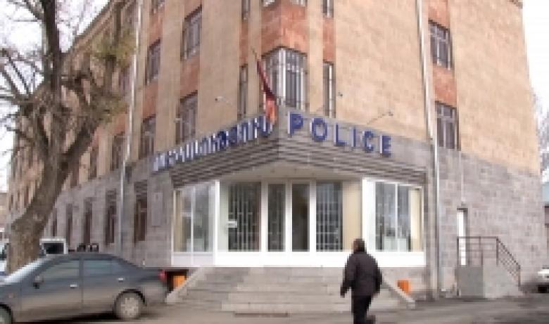 Դանակահարություն Գյումրիում՝ մեքենան կայանելու հարցի շուրջ ծագած վիճաբանության ժամանակ (ՏԵՍԱՆՅՈՒԹ) Դանակահարություն Գյումրիում՝ մեքենան կայանելու հարցի շուրջ ծագած վիճաբանության ժամանակ (ՏԵՍԱՆՅՈՒԹ)