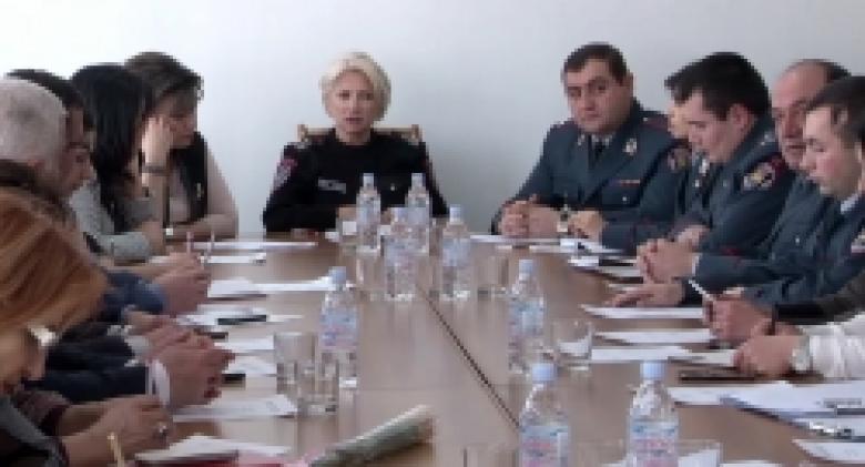 Անչափահասների մուրացկանության և թափառաշրջիկության դեպքերը բացառելու մտահոգությամբ (ՏԵՍԱՆՅՈՒԹ) Անչափահասների մուրացկանության և թափառաշրջիկության դեպքերը բացառելու մտահոգությամբ (ՏԵՍԱՆՅՈՒԹ)