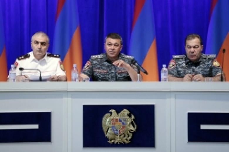 Կոլեգիայի նիստ ՀՀ ոստիկանությունում (ՏԵՍԱՆՅՈՒԹ և ԼՈՒՍԱՆԿԱՐՆԵՐ) Կոլեգիայի նիստ ՀՀ ոստիկանությունում (ՏԵՍԱՆՅՈՒԹ և ԼՈՒՍԱՆԿԱՐՆԵՐ)