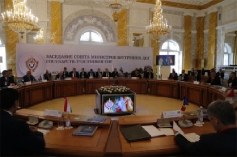 В Санкт-Петербурге состоялось заседание руководителей министерств внутренних дел стран СНГ В Санкт-Петербурге состоялось заседание руководителей министерств внутренних дел стран СНГ
