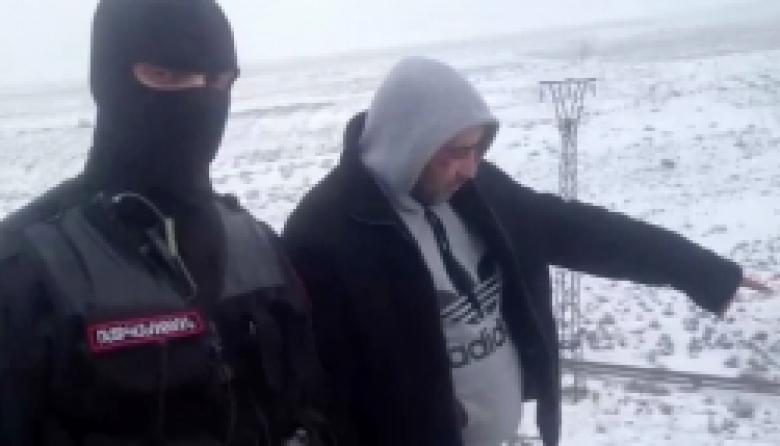 Ոստիկանություն բերման ենթարկվածը հայտնել է աղջկա դիակի գտնվելու վայրը (ՏԵՍԱՆՅՈՒԹ) Ոստիկանություն բերման ենթարկվածը հայտնել է աղջկա դիակի գտնվելու վայրը (ՏԵՍԱՆՅՈՒԹ)