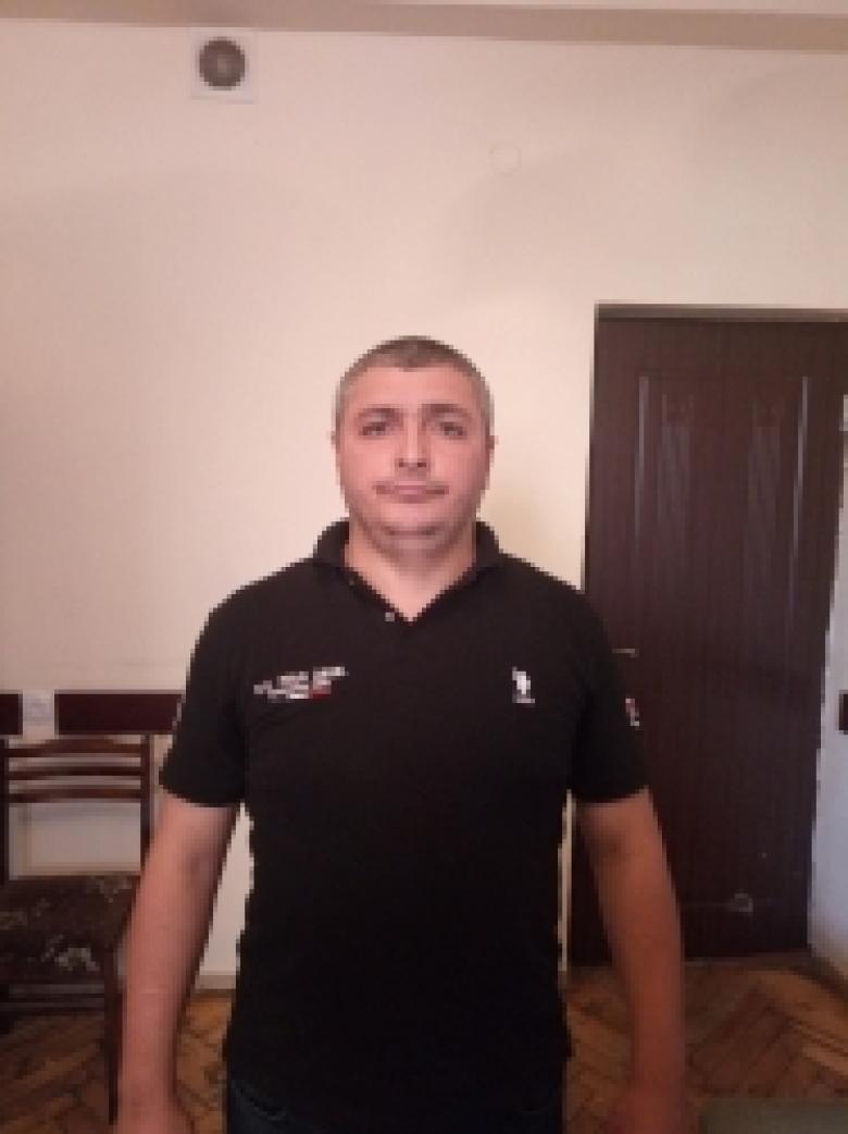 Ապօրինի զենք-զինամթերքի հայտնաբերման աշխատանքները  շարունակվում են. ոստիկանները Վանաձորում լիցքավորված ատրճանակ և գաղտնի փականով ծալովի դանակ են հայտնաբերել Ապօրինի զենք-զինամթերքի հայտնաբերման աշխատանքները  շարունակվում են. ոստիկանները Վանաձորում լիցքավորված ատրճանակ և գաղտնի փականով ծալովի դանակ են հայտնաբերել