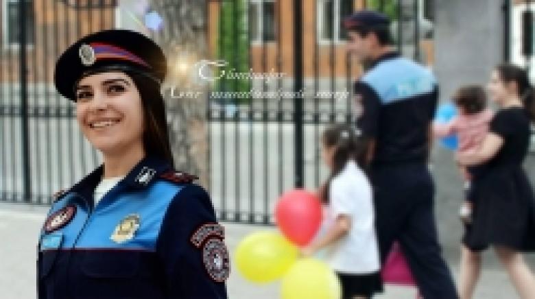 Այսօր դպրոցներում հնչեց առաջին զանգը (ՏԵՍԱՆՅՈՒԹ)  Այսօր դպրոցներում հնչեց առաջին զանգը (ՏԵՍԱՆՅՈՒԹ)