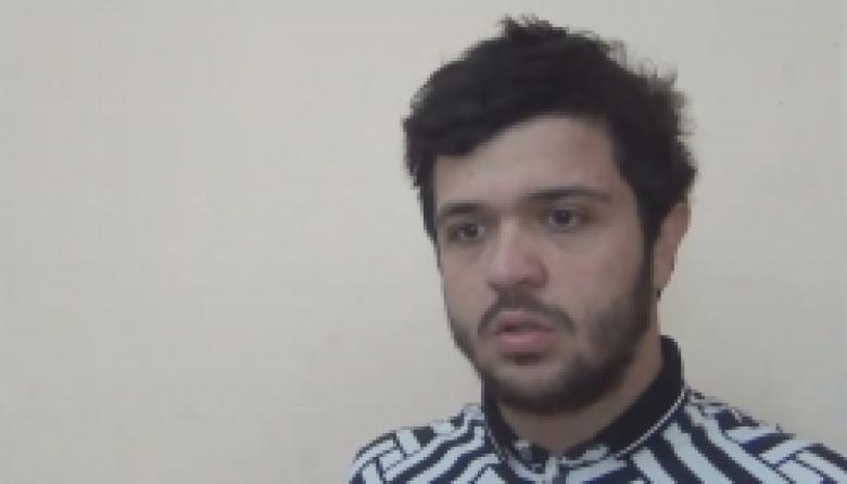 Կողոպուտ մեքենայում. տղամարդու ոսկյա վզնոցը բացահայտ հափշտակած 24-ամյա երիտասարդը ներկայացավ կամավոր (ՏԵՍԱՆՅՈՒԹ) Կողոպուտ մեքենայում. տղամարդու ոսկյա վզնոցը բացահայտ հափշտակած 24-ամյա երիտասարդը ներկայացավ կամավոր (ՏԵՍԱՆՅՈՒԹ)