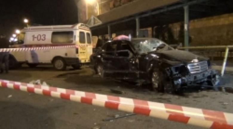 Վրաերթ Արարատյան փողոցում. կա 2 զոհ, 4 վիրավոր (ՏԵՍԱՆՅՈՒԹ, ԼՈՒՍԱՆԿԱՐՆԵՐ) Վրաերթ Արարատյան փողոցում. կա 2 զոհ, 4 վիրավոր (ՏԵՍԱՆՅՈՒԹ, ԼՈՒՍԱՆԿԱՐՆԵՐ)