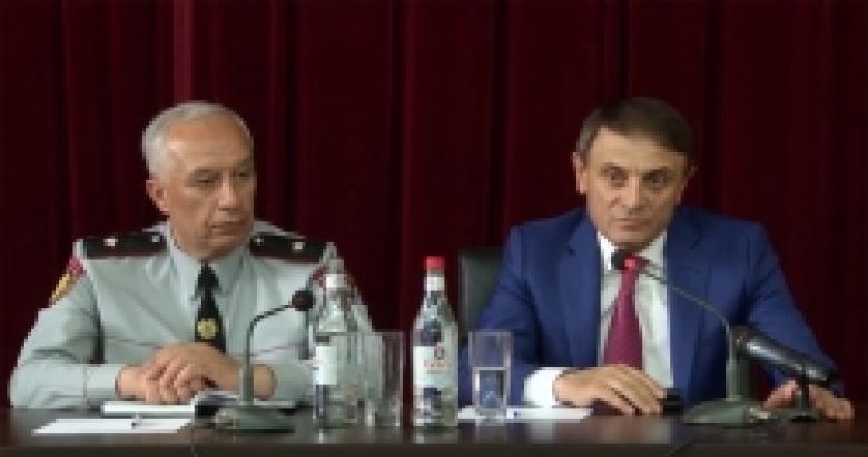 Ոստիկանության պետի աշխատանքային հանդիպումները (ՏԵՍԱՆՅՈՒԹ) Ոստիկանության պետի աշխատանքային հանդիպումները (ՏԵՍԱՆՅՈՒԹ)