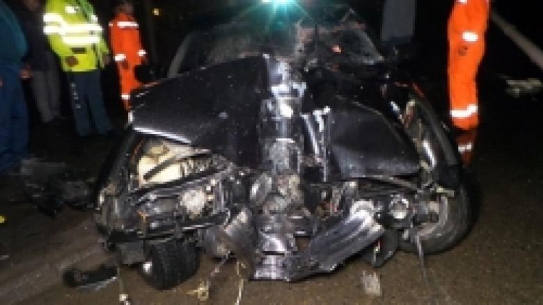 Հրազդանում «ԲՄՎ»-ն բախվել է էլեկտրասյանը. 30-ամյա ուղևորը տեղում մահացել է (ԼՈՒՍԱՆԿԱՐՆԵՐ) Հրազդանում «ԲՄՎ»-ն բախվել է էլեկտրասյանը. 30-ամյա ուղևորը տեղում մահացել է (ԼՈՒՍԱՆԿԱՐՆԵՐ)