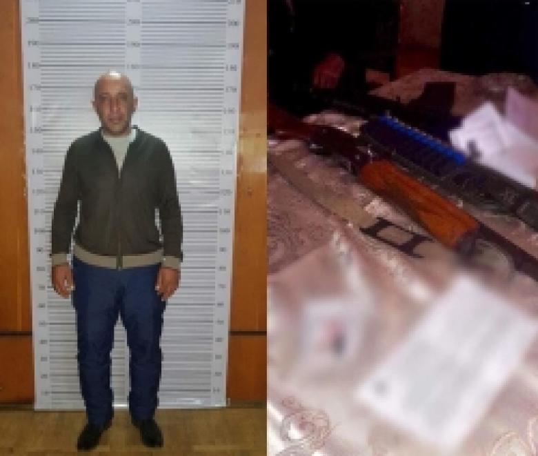 Սևանի դատարանի մոտ կրակոց արձակած տղամարդը ներկայացել է ոստիկանություն Սևանի դատարանի մոտ կրակոց արձակած տղամարդը ներկայացել է ոստիկանություն