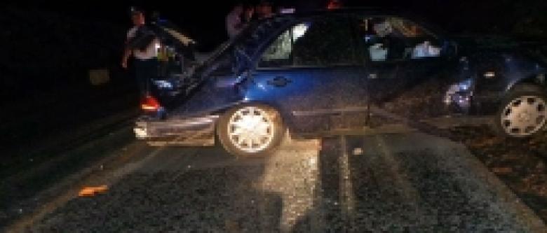 Պատահար Երևան-Գյումրի ճանապարհին. վարորդը տեղափոխվել է հիվանդանոց, 20-ամյա ուղեւորը` տեղում մահացել  Պատահար Երևան-Գյումրի ճանապարհին. վարորդը տեղափոխվել է հիվանդանոց, 20-ամյա ուղեւորը` տեղում մահացել