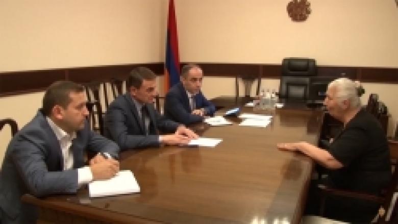 Օգոստոսի 29-ին Վալերիյ Օսիպյանն ընդունել է քաղաքացիների (ՏԵՍԱՆՅՈՒԹ) Օգոստոսի 29-ին Վալերիյ Օսիպյանն ընդունել է քաղաքացիների (ՏԵՍԱՆՅՈՒԹ)