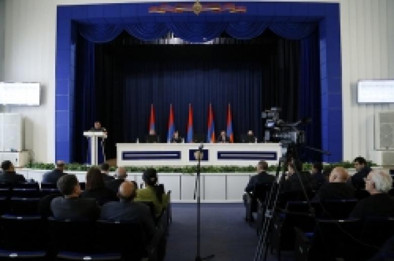 Հանրային քննարկում ՀՀ ոստիկանությունում (ՏԵՍԱՆՅՈՒԹ, ԼՈՒՍԱՆԿԱՐՆԵՐ) Հանրային քննարկում ՀՀ ոստիկանությունում (ՏԵՍԱՆՅՈՒԹ, ԼՈՒՍԱՆԿԱՐՆԵՐ)