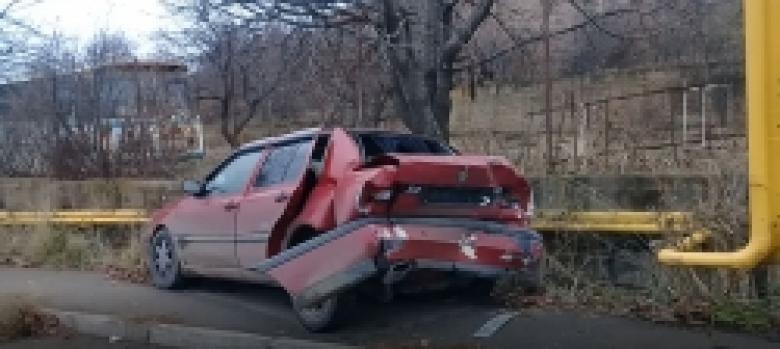 Սպիտակում «Մերսեդեսը» բախվել է «Ֆոլքսվագենի». կան վիրավորներ (ԼՈՒՍԱՆԿԱՐՆԵՐ) Սպիտակում «Մերսեդեսը» բախվել է «Ֆոլքսվագենի». կան վիրավորներ (ԼՈՒՍԱՆԿԱՐՆԵՐ)