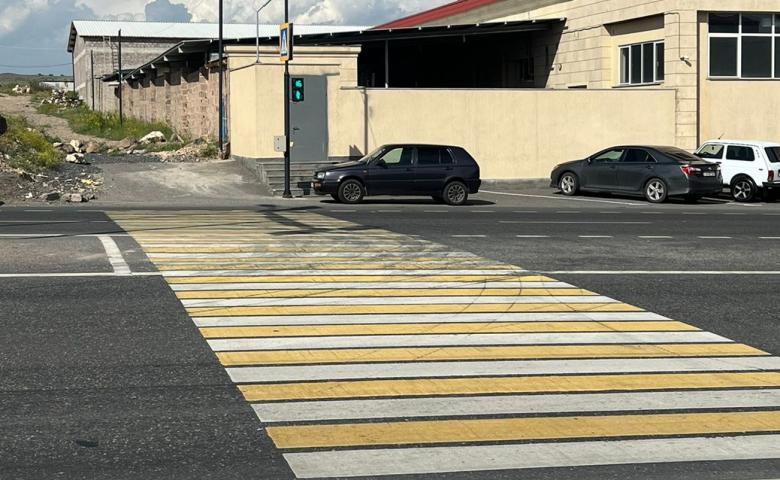 Երևան-Գյումրի-Վրաստանի սահման ճանապարհի որոշ հատվածներում կգործարկվեն «հետիոտնային կանչի ռեժիմով» լուսացույցներ Երևան-Գյումրի-Վրաստանի սահման ճանապարհի որոշ հատվածներում կգործարկվեն «հետիոտնային կանչի ռեժիմով» լուսացույցներ