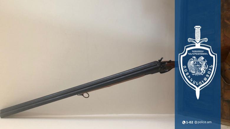 47-ամյա տղամարդը Աշտարակի բաժնում կամավոր հանձնել է հանգուցյալ հոր հրացանը 47-ամյա տղամարդը Աշտարակի բաժնում կամավոր հանձնել է հանգուցյալ հոր հրացանը