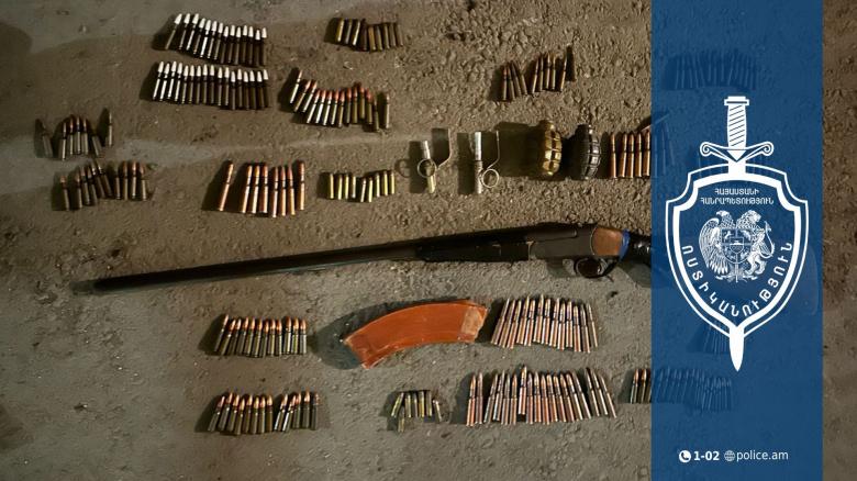 Համայնքային ոստիկանները Հաղթանակ կամրջի տակ զենք-զինամթերք են հայտնաբերել․ բացատրական աշխատանքի հերթական արդյունքը Համայնքային ոստիկանները Հաղթանակ կամրջի տակ զենք-զինամթերք են հայտնաբերել․ բացատրական աշխատանքի հերթական արդյունքը