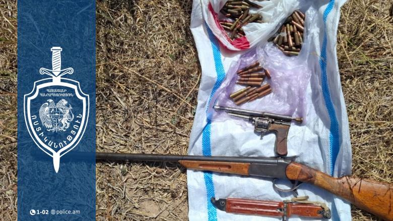 Քաղաքացին Սիսիանի գազալցակայաններից մեկի մոտակայքում զենք-զինամթերք է թողել Քաղաքացին Սիսիանի գազալցակայաններից մեկի մոտակայքում զենք-զինամթերք է թողել