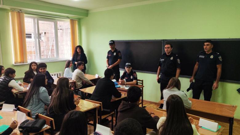 «Օրինապահ հետիոտն» խորագրով հանդիպում-զրույցներ Լոռու մարզի դպրոցներում «Օրինապահ հետիոտն» խորագրով հանդիպում-զրույցներ Լոռու մարզի դպրոցներում