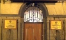 Բռնվեց գումարը խարդախությամբ հափշտակելու պահին Բռնվեց գումարը խարդախությամբ հափշտակելու պահին