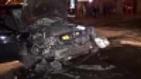 Պատահար Երևանի Ալեք Մանուկյան փողոցի և Սայաթ-Նովայի պողոտայի խաչմերուկում (ՏԵՍԱՆՅՈՒԹ, ԼՈՒՍԱՆԿԱՐՆԵՐ) Պատահար Երևանի Ալեք Մանուկյան փողոցի և Սայաթ-Նովայի պողոտայի խաչմերուկում (ՏԵՍԱՆՅՈՒԹ, ԼՈՒՍԱՆԿԱՐՆԵՐ)