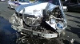 Պատահար Մազմանյան փողոցում. միկրոավտոբուսի 9 ուղևոր տեղափոխվել են հիվանդանոց (ԼՈՒՍԱՆԿԱՐՆԵՐ) Պատահար Մազմանյան փողոցում. միկրոավտոբուսի 9 ուղևոր տեղափոխվել են հիվանդանոց (ԼՈՒՍԱՆԿԱՐՆԵՐ)