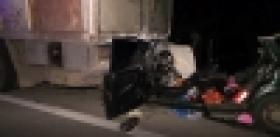 Այնթապում «ՎԱԶ-2107»-ը բախվել է «ԿամԱԶ»-ի. 2 զոհ, 1 վիրավոր (ԼՈՒՍԱՆԿԱՐՆԵՐ) Այնթապում «ՎԱԶ-2107»-ը բախվել է «ԿամԱԶ»-ի. 2 զոհ, 1 վիրավոր (ԼՈՒՍԱՆԿԱՐՆԵՐ)