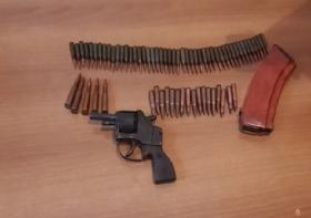 Վերջին հինգ օրվա ընթացքում արձանագրվել է ապօրինի զենք-զինամթերքի կամավոր հանձնման 57 դեպք Վերջին հինգ օրվա ընթացքում արձանագրվել է ապօրինի զենք-զինամթերքի կամավոր հանձնման 57 դեպք