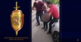 Փորձել էր շքամուտքում կողոպտել կնոջը, բայց բռնվել էր․ Արմավիրի ոստիկանների բացահայտումը