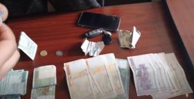 Կեղծ քարտերով բանկոմատներից հափշտակել էր առանձնապես խոշոր չափի գումար. ոստիկանության բացահայտումը Կեղծ քարտերով բանկոմատներից հափշտակել էր առանձնապես խոշոր չափի գումար. ոստիկանության բացահայտումը
