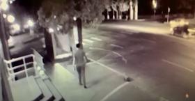 Կանգառների տաղավարների ապակիները կոտրած անձին ոստիկանները բերման են ենթարկել Կանգառների տաղավարների ապակիները կոտրած անձին ոստիկանները բերման են ենթարկել