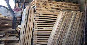 Վաղարշապատի ոստիկանների ստուգումները արտադրամասերում․ հայտնաբերվել է մոտ 195 խմ ապօրինի տախտակ Վաղարշապատի ոստիկանների ստուգումները արտադրամասերում․ հայտնաբերվել է մոտ 195 խմ ապօրինի տախտակ