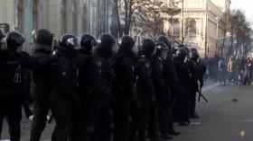 Ոստիկանի նկատմամբ բռնություն գործադրելը հանցագործություն է Ոստիկանի նկատմամբ բռնություն գործադրելը հանցագործություն է