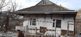 Խանդից փորձել էր հրկիզել քաղաքացու տունը Խանդից փորձել էր հրկիզել քաղաքացու տունը