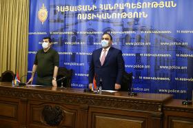 Визит президента Арцаха Араика Арутюняна в Полицию РА Визит президента Арцаха Араика Арутюняна в Полицию РА