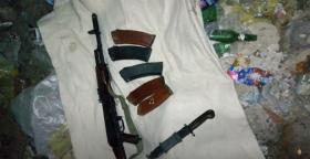 Էրեբունու ոստիկանները «Կալաշնիկովի» ինքնաձիգ են հայտնաբերել․ մեկ անձ ձերբակալվել է Էրեբունու ոստիկանները «Կալաշնիկովի» ինքնաձիգ են հայտնաբերել․ մեկ անձ ձերբակալվել է