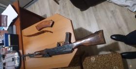 Ոստիկանության բաժիններում քաղաքացիները կամավոր հանձնել են ապօրինի ինքնաձիգներ և այլ հրազեններ Ոստիկանության բաժիններում քաղաքացիները կամավոր հանձնել են ապօրինի ինքնաձիգներ և այլ հրազեններ