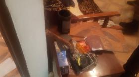 Կացնով ու մուրճով վիճել էին իրար հետ. Արտաշատի ոստիկանների բացահայտումը Կացնով ու մուրճով վիճել էին իրար հետ. Արտաշատի ոստիկանների բացահայտումը